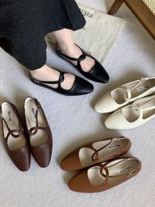 รองเท้าบัลเลต์ส้นเตี้ยสไตล์ฝรั่งเศส รองเท้า Mary Jane หัวมน สายรัดแบบไขว้ รองเท้าผู้หญิง รองเท้าแฟชั่น 2025 รองเท้าส้นแบนแบบสวมสบาย