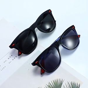 Kacamata Hitam Kacamata Mengemudi Modis Kaca Spion Sepeda Motor Anti Sinar UV Pria dan Wanita Kacamata Olahraga