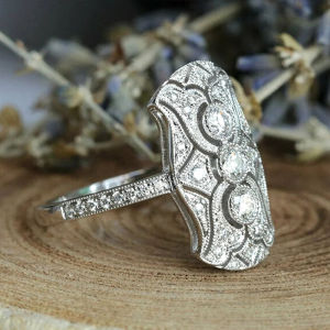 Huitan Exquisite Female Party Jewelry Ring Brilliant Zirconia Finger Accessories for Women Fashion Women Wedding Band for Lady