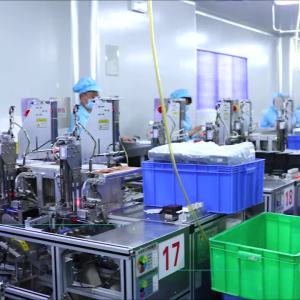 Yi Mi Qing Color Skin Nourishing Cushion cc Cream Moisturizing Isolation Brightening Concealer Foundation Liquid Natural Nude Makeup Cosmetics