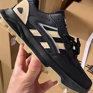 Techdoo Sepatu Sneakers Pria Casual Sepatu Cowok Trendy Sepatu Fashion Keren MR711