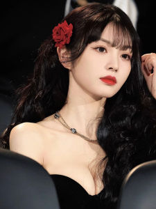 กิ๊บติดผมรูปดอกกุหลาบสีแดงสไตล์ฝรั่งเศสย้อนยุค กิ๊บติดผมรูปปากเป็ด กิ๊บติดผมแบบมีด้านข้างสำหรับผู้หญิง ที่คาดผมข้างหน้า ที่คาดผมแบบมีด้านข้าง