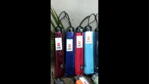 Payung lipat 3 polos hijau abu merah / lapis hitam / anti UV / GRC - A303