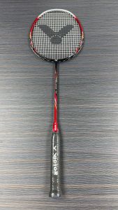 (Buy 1 get 3)ไม้แบดมินตัน CHALLENGER 9500C/D/F/S แบดมินตันคาร์บอนไฟเบอร์แข่ง ไม้แบต 9500 Series Racket เดิม 4U 28 ปอนด์