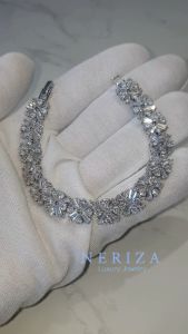 Neriza Jewelry/ข้อมือเพชรสังเคราะห์เกรดพรีเมี่ยมประกายไฟเทียบเท่าเพชรแท้ จัดส่งพร้อมกล่อง NB016