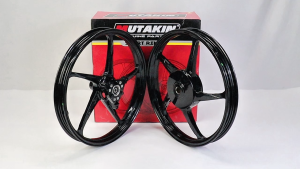 MUTAKIN SP500 ล้อ ขอบ 17 YAMAHA AEROX155 NVX155(พร้อมหน้าแปลน) ขนาด1.6/1.6 ส่งเร็วทัน