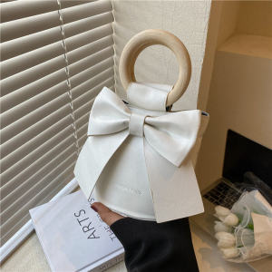 Niche Style Bow Bag Womens New New Arrival Trendy Messenger Bag Fairy Bag Fashion Advanced Texture Satchel Bucket Bag