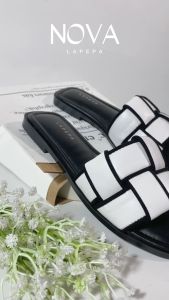 Sandal Lapepa Nova: Pilihan Tepat untuk Aktivitas Sehari-hari