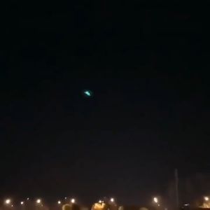 1Pcs Colorful Funny Pull String Led Light Up Flying Saucer Flash Flywheel Childrens Toy Pull Line Airplane Childrens Gift