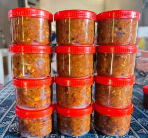 แจ่วบองลำปาวกาฬสินธุ์ 1แพ็ค12กระปุก150บาท มีแบบสุก ดิบ และแมงดา รับประกันความแซ่บนัว