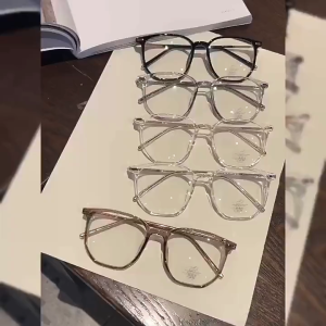 [จัดส่งในกทม] MOYENNE แว่นสายตาสั้นเลนส์ออโตเมติก ออกแดดเปลี่ยนสี UV400 แว่นกรองแสง ผญ แว่นตาสายสั้น แว่นตา เลนส์ออโต้ กรองแสงสีฟ้า แว่นสายตาออโต Super Auto Blue Lens กันUV99% ออโต้กรองแสง กรองแสงออโต้ แว่นตากรองแสง auto แว่นสายตาสั้นเปลี่ยนสี แฟชั่น