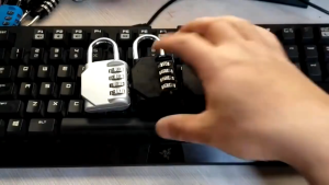 แม่กุญแจล็อค กุญแจล๊อครหัส กุญแจรหัส 4 หลัก ล็อคดิจิตอล แม่กุญแจ กุญแจล็อคบ้าน กุญแจประตูบ้าน