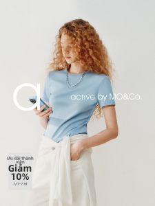MO&Co. | Elastic Combed Cotton Short Straight Shoulder T-Shirt
