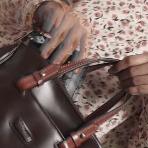 Adelia Clutch Dompet Panjang Wanita Kulit Leather Lecari