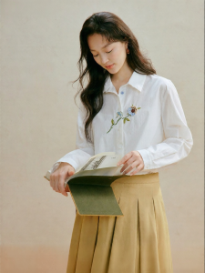 INMAN | Designer Hook-flower Embroidery White Long Sleeve Shirt