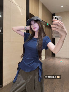 Áo Thun Nữ Dáng Ôm Cổ Tròn Tay Ngắn Mùa Thu Đông 2025 Phong Cách Hàn Quốc Thiết Kế Mới Có Thắt Lưng Áo Thun Thường Ngày