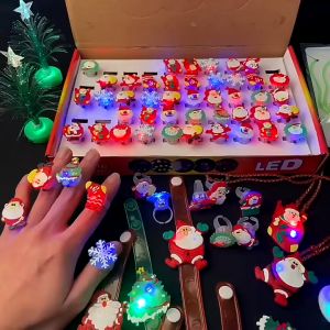 Nhẫn đèn led phát sáng Noel Merry Christmas Làm Quà Tặng cho bé dịp Giáng Sinh