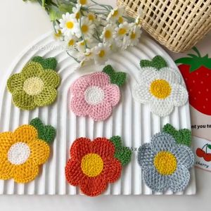 ดอกไม้ ปักไหมพรม สีอากาศ, สีดฮอล์, สีเปล่า และอื่นๆ เพิ่มโอกาสให้กับงานฝีมือ และ DIY ได้ รวมถึงกระเป๋าเสื้อผ้า, กิ๊ฟติดผม, เสื้อผ้า และรองเท้า