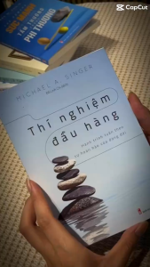 Sách: Thí Nghiệm Đầu Hàng - Hành Trình Tuân Theo Sự Hoàn Hảo Của Dòng Đời