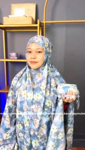 Mukena Traveling Mini Pouch Parasut Premium Korea Motif 2in1 Gratis Sejadah Travel Genggam Motif
