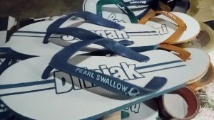 Sandal ukir swallow nama bisa custom costum sesuai permintaan