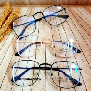 kacamata minus antiblue uv frame besi kotak # kacamata minus murah gaya kekinian# kacamata minus pria dan wanita # produk impor 100 %realpict # free bok lap