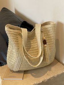 Beach Vacation Large Capacity Straw Woven Shoulder Handbag Womens 2025 New Style Underarm Tote Bag Ethnic Style Soft Handle