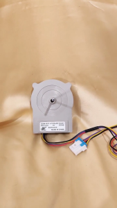 ME016 FAN MOTOR kulkas / dinamo kulkas / MOTOR FAN KULKAS LG EAU63103201 DC12V AS 6CM