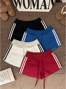 Quần Short Thể Thao Ba Thanh Màu Đỏ Phong Cách Mỹ Cho Nữ Mùa Hè Ngoài Trời Quần Dài Ống Đứng Có Dây Rút Quần Nỉ Hợp Thời Trang