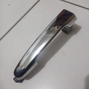 Handle handel Luar toyota Innova Fortuner Hilux Vios Rush Yaris