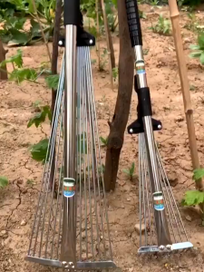 KS Fitness Adjustable Telescopic Metal Garden Leaf Leaves Rake for Lawn Yard Flowers Beds and Roof