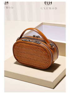 Fashionable Womens Top Layer Cowhide Woven Crossbody Bag Single Shoulder Bag Early Autumn New Style Versatile GXFMOD