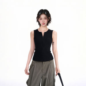 KBVVR | White Wide-Shoulder Halter Neck Sports Vest Bra