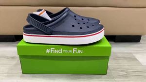 Giày sục crocs chuẩn xịn chống hôi chân nhựa tế bào êm mềm đúc liền khối siêu bền đi mưa lội nước đi biển Crocs band clean clog màu navy