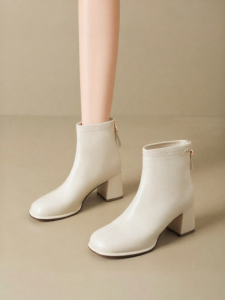 Josiny | French Style White Boots