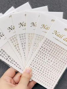 ติดเล็บตัวอักษรแบบตัวเล็ก DIY 3 มิติพร้อมติดเทปตัวอักษรแบบตัวเล็กไดอะเลตเตอร์ ติดบนเล็บแบบกันน้ำ ติดบนเล็บแบบกันน้ำ