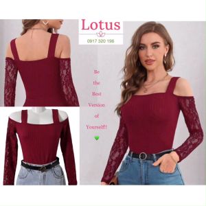 Lotus] Áo Trễ Vai Phối Ren Đẹp Màu Cherry Chín Mùa Xuân Dễ Phối Hợp Với Chân Váy Quần Jeans Đều Xinh/ Áo Thun Nữ Nhập Khẩu Chất Lượng Tốt Thiết Kế Ấn Tượng