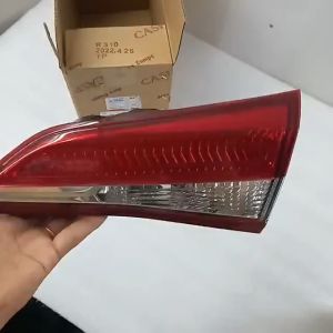 ĐÈN HẬU MIẾNG TRONG TOYOTA VIOS 2019-2021(KHÔNG LED)