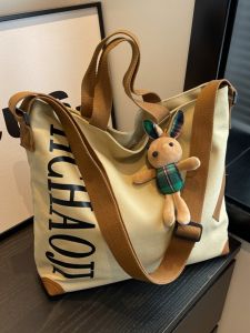 Japanese Style Canvas Tote Bag for Women Casual Large Capacity Commuter Handbag Versatile Single Shoulder Crossbody Bag for Students