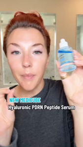 Medicube 99% High Hyaluronic Multi Peptide Serum 30ml 0.5% Sodium Hyaluronate + 13 Types Peptides Long-Lasting 144H Deep Hydrating Facial Essence Plump Dry Fine Lines Strengthen Skin Barrier Anti-Aging Moisturizing Serum For All Skin Types