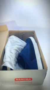 Sepatu Sneakers Pria Sanura 010 Bahan Suede Sintetis Warna Navy Aksen Hitam  Ukuran 39-44