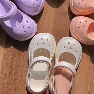 New รองเท้าแฟชั่น รองเท้าแตะน่ารัก 4 สี หนังสือ แถม เสริมสวย รูปทรงสุดฮิตสวยที่สาวๆ ร้าน QLshop