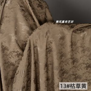 ผ้าซาตินอะซิเตทปลอมสีน้ำตาลสีน้ำตาลสไตล์ย้อนยุค ผ้ามีดคลื่นทะเลนุ่ม ผ้าต้านริ้วรอย ผ้าสำหรับทำเสื้อผ้า ผ้าสำหรับทำเสื้อผ้า