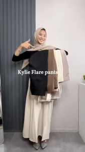 Larisa - Kylie Cutbray Highwaist & Flare Pants Wanita