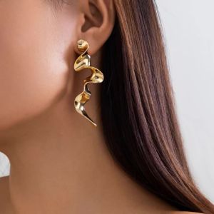 Design Sense Irregular Long Tassel Drop Earrings for Women Hip Hop Vintage Gold Color Dangle Earring Party Jewelry Accessories