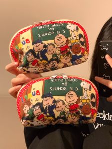 Hộp Đựng Bút Chì Snoopy Dễ Thương Dung Tích Lớn Màu Sắc Nổi Bật Phong Cách Candy Dành Cho Nam Và Nữ Học Sinh Trung Học