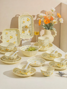 JINGDITAOCI | High Aesthetic Underglaze Creamy Style Tableware Set