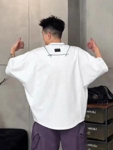 เสื้อยืดแขนสั้นผู้ชาย ทรงหลวม ดีไซน์ลายตัวอักษร ทรงหลวม ระบายอากาศได้ดี ทรงหลวม แขนสั้น แฟชั่นฤดูร้อน