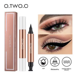 O.TWO.O อายไลเนอร์แสตมป์สีดําอายไลเนอร์ปากกากันน้ํา Fast แห้ง Double-ended Eye Liner ดินสอ Make-up สําหรับเครื่องสําอางผู้หญิง
