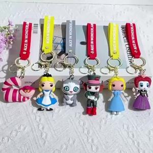 Bandai | Kawaii Alice Ở Xứ Sở Thần Tiên Mô Hình Móc Chìa Khóa Xe Ô Tô Hoạt Hình Xứ Sở Thần Tiên Mặt Dây Chuyền Nam Nữ Túi Phụ Kiện Tặng Nữ Hoàng Đỏ Mad Hatter